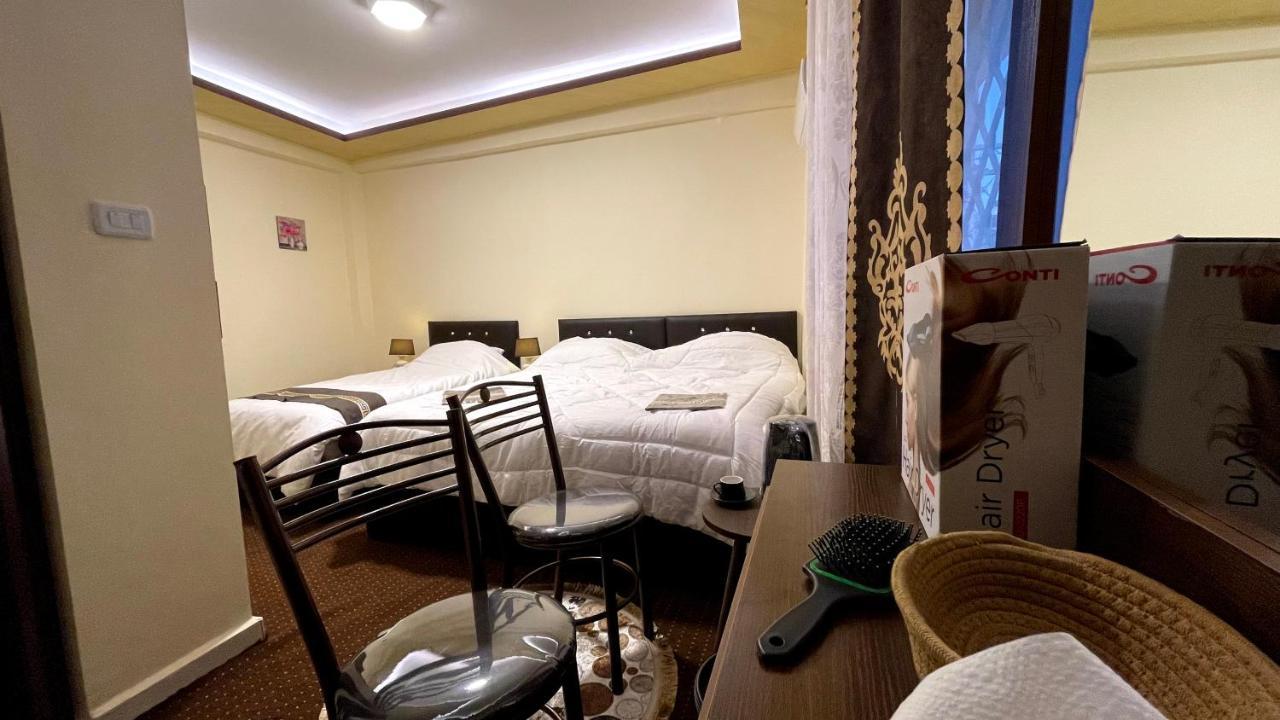 Ad Deir Guesthouse Wadi Musa Zewnętrze zdjęcie