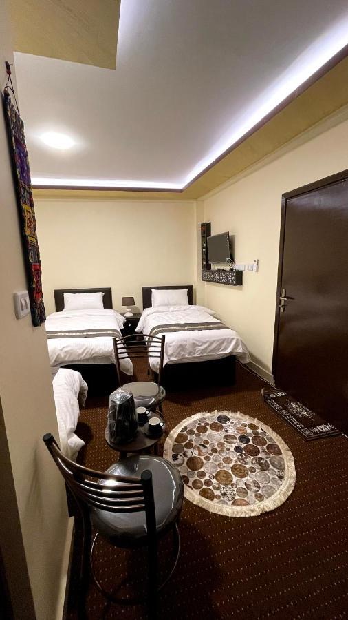 Ad Deir Guesthouse Wadi Musa Zewnętrze zdjęcie